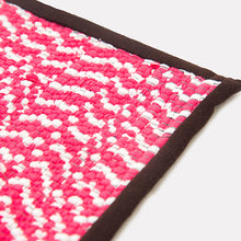 Load image into Gallery viewer, Hand woven, Highly Absorbent Dining Trivets Set of 4